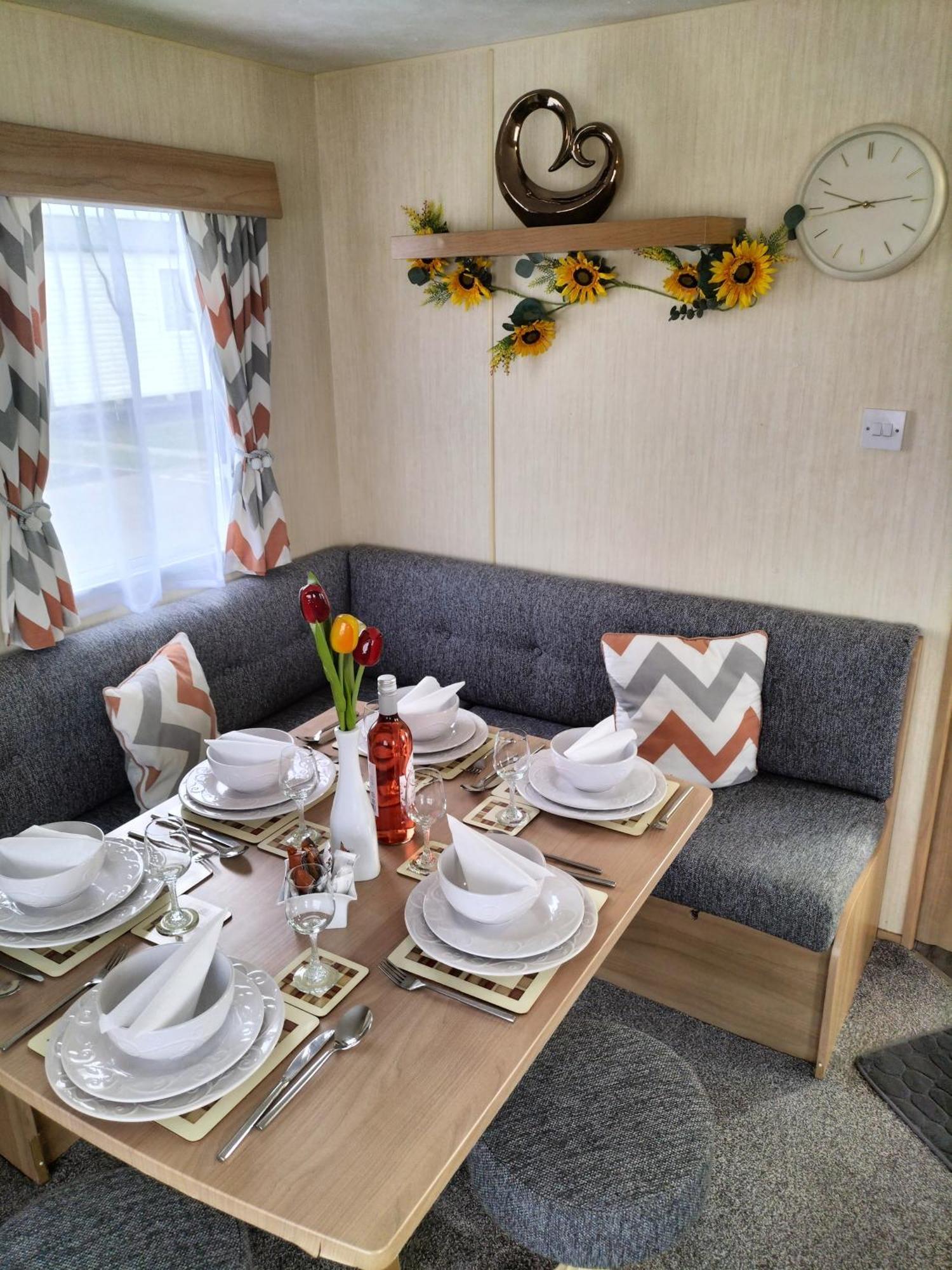 3 Bedroom Caravan, Edi Rita, Robin Hood, Pet Friendly Meliden 外观 照片