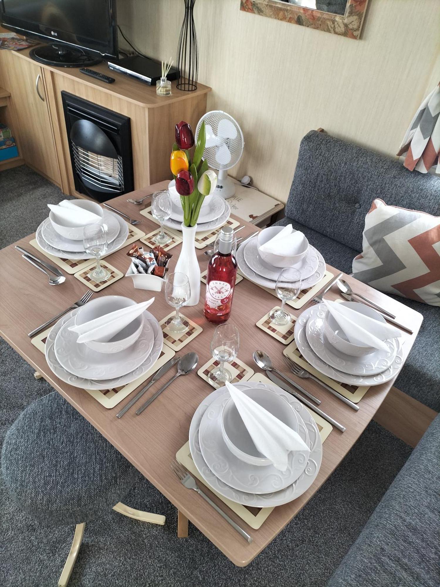 3 Bedroom Caravan, Edi Rita, Robin Hood, Pet Friendly Meliden 外观 照片
